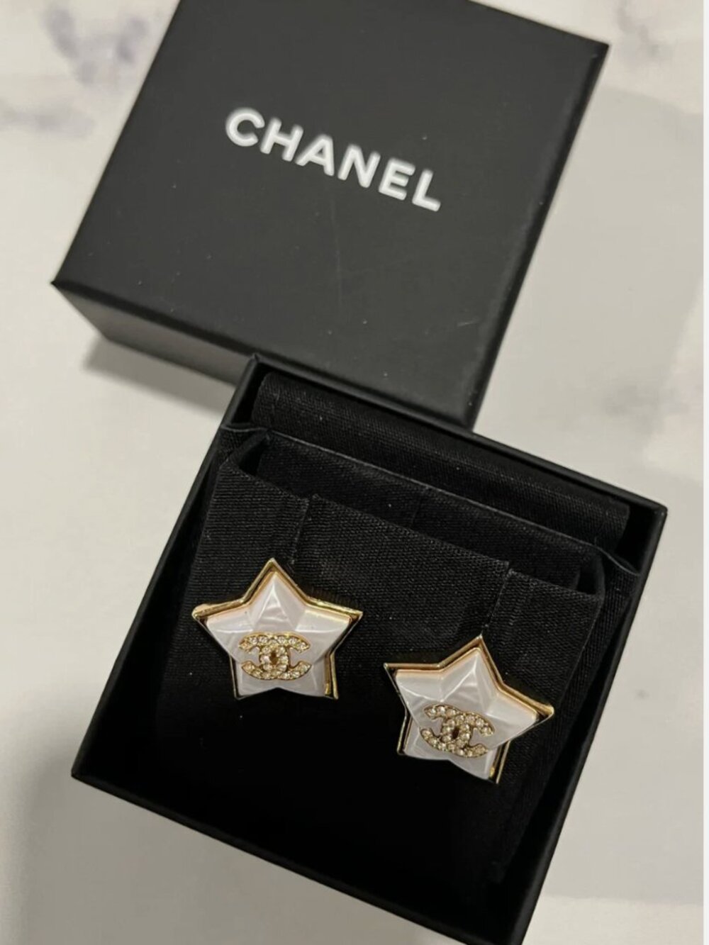 Chanel Pearlize Star CC Earrings